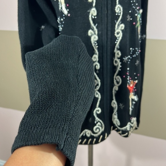 Vintage Erika Black Embroidered Beaded Winter Snow Ice Skater Cardigan Full Zip - Picture 3 of 10